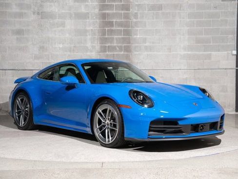 Used 2025 Porsche 911 Carrera RWD image 1