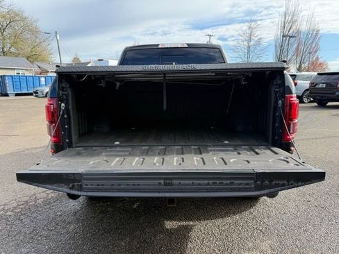 Used 2017 Ford F150 Raptor w/ Equipment Group 802A Luxury AWD/4WD image 15