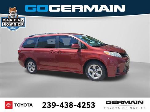Certified 2018 Toyota Sienna LE FWD image 7