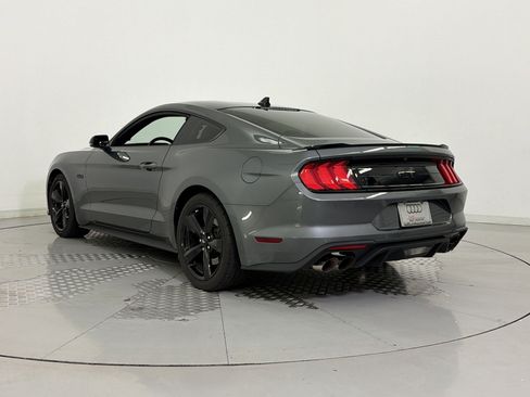 Used 2022 Ford Mustang GT Premium w/ Equipment Group 401A RWD image 3
