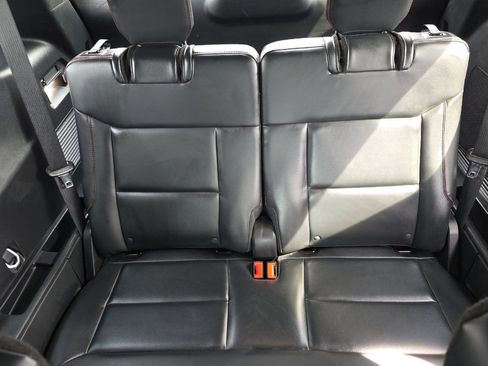 Used 2025 Ford Explorer ST-Line AWD/4WD image 15