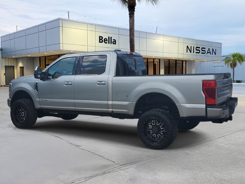 Used 2022 Ford F350 Platinum w/ Snow Plow Prep Package AWD/4WD image 3