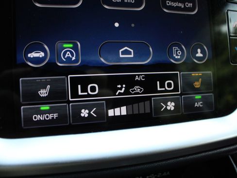 Used 2023 Subaru Outback Premium AWD/4WD image 43