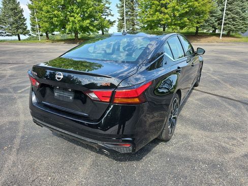 Used 2024 Nissan Altima 2.5 SR FWD image 6