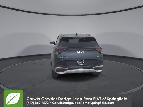 Used 2023 Kia Sportage EX AWD/4WD image 12