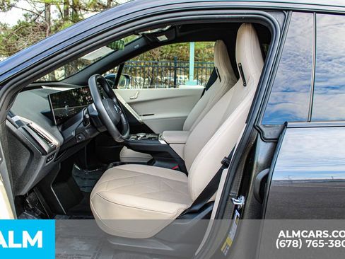 Used 2023 BMW iX xDrive50 w/ Convenience Package image 17