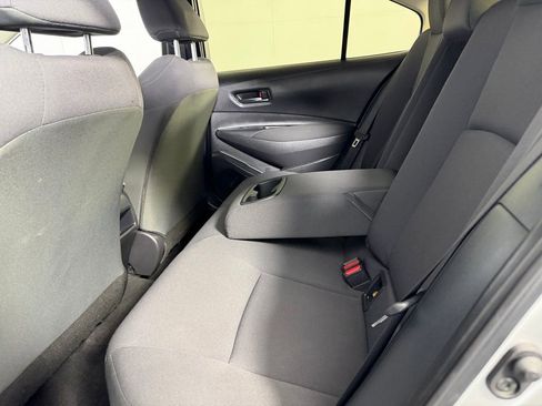 Used 2022 Toyota Corolla LE image 23