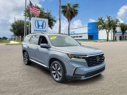 Used 2025 Honda Pilot Touring