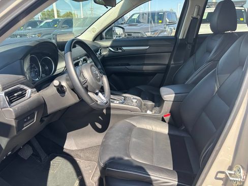 Used 2025 MAZDA CX-5 AWD 2.5 S w/ Select Package image 3