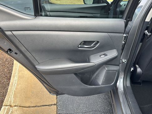 Used 2025 Nissan Sentra S w/ Trunk Package image 15