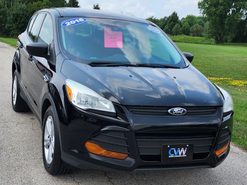 Used 2016 Ford Escape S FWD image 5