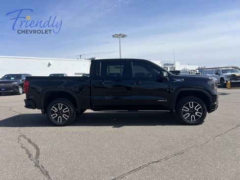 Certified 2024 GMC Sierra 1500 AT4 w/ AT4 Premium Package AWD/4WD image 11