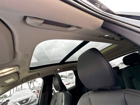 Used 2023 Volvo XC60 B5 Ultimate w/ Protection Package Premier image 24