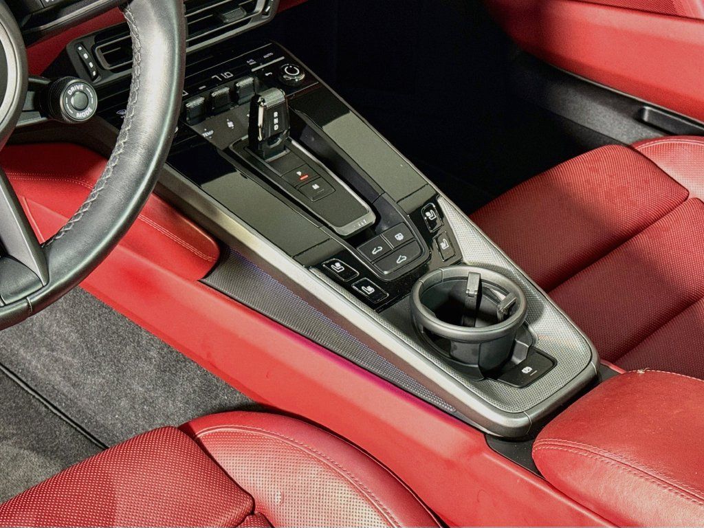 Certified 2022 Porsche 911 Carrera S RWD image 16