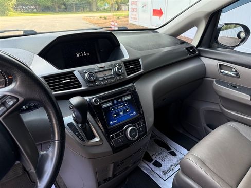 Used 2014 Honda Odyssey EX-L image 11