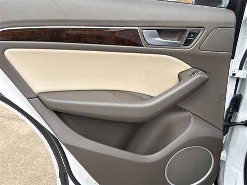 Used 2017 Audi Q5 2.0T Premium Plus image 21