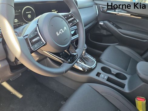 New 2026 Kia Seltos SX image 10
