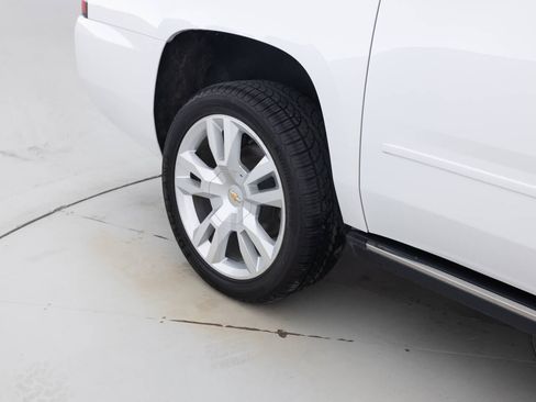 Used 2017 Chevrolet Suburban Premier image 20