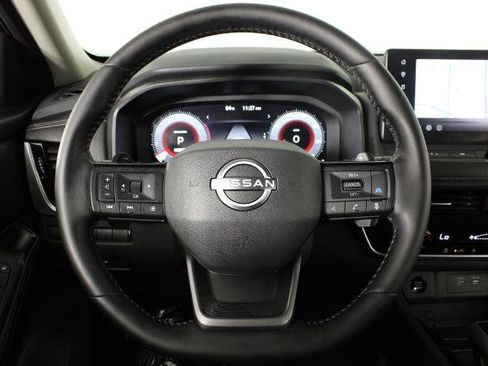 Certified 2026 Nissan Rogue SL FWD image 10