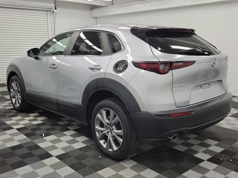 Used 2021 MAZDA CX-30 FWD 2.5 S w/ Select Package image 4