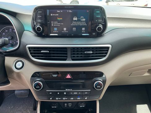 Used 2021 Hyundai Tucson SEL FWD image 16