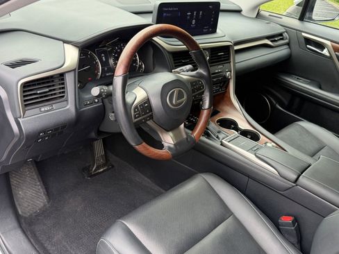 Certified 2022 Lexus RX 350L Premium w/ Premium Package AWD/4WD image 4