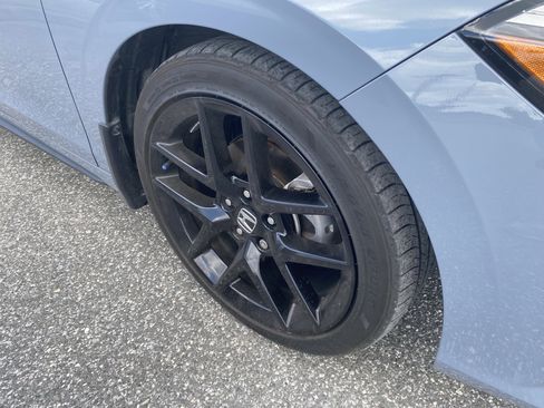 Used 2024 Honda Civic Sport image 17