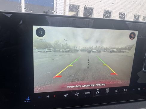 Used 2024 Ford Mustang GT Premium image 18