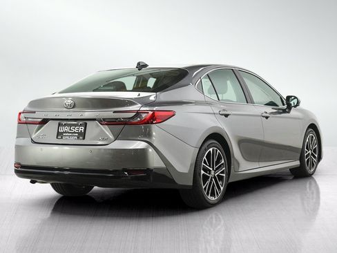 Used 2026 Toyota Camry XLE w/ Premium Plus Package AWD/4WD image 5