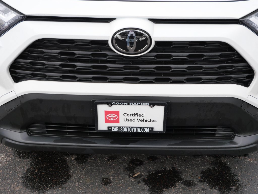 Certified 2025 Toyota RAV4 LE AWD/4WD image 9