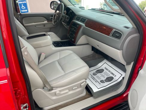 Used 2012 Chevrolet Avalanche LT w/ All-Star Edition image 28