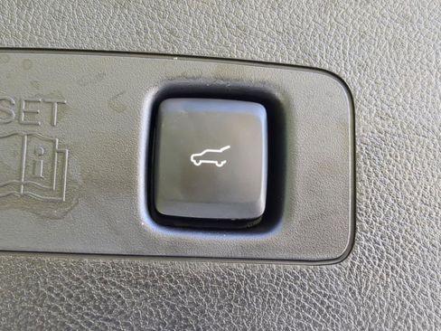 Used 2025 Lincoln Corsair FWD image 35