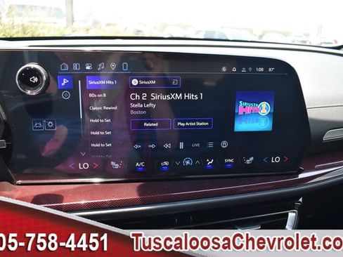 New 2026 Chevrolet Traverse Z71 w/ Driver Confidence Package AWD/4WD image 29