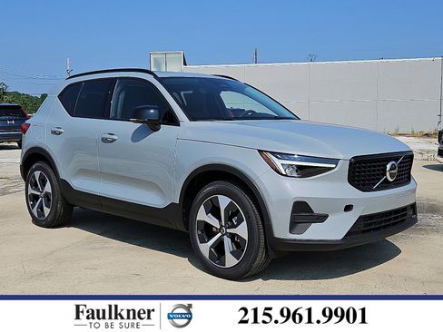 New 2026 Volvo XC40 B5 Core w/ Protection Package Premier image 1