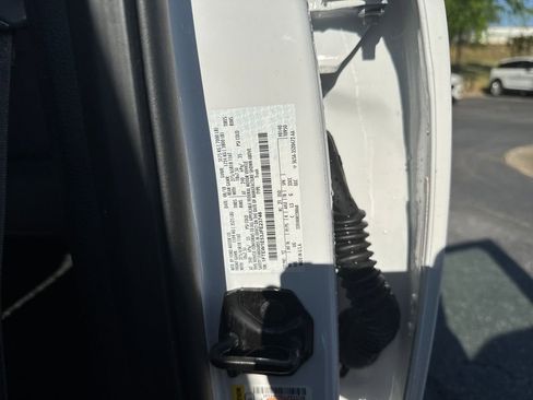 Used 2018 Ford F150 XLT w/ Equipment Group 302A Luxury image 13