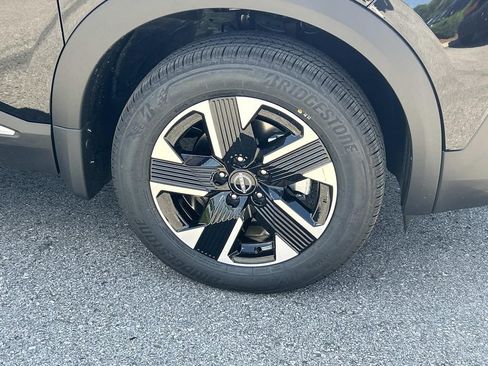 New 2026 Nissan Kicks SV w/ Cold Weather Package AWD/4WD image 9