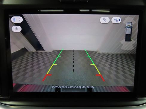 Used 2025 Ford F350 Platinum w/ Platinum Plus Package image 16