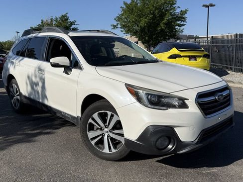 Used 2019 Subaru Outback 2.5i Limited w/ Popular Package #2 AWD/4WD image 1