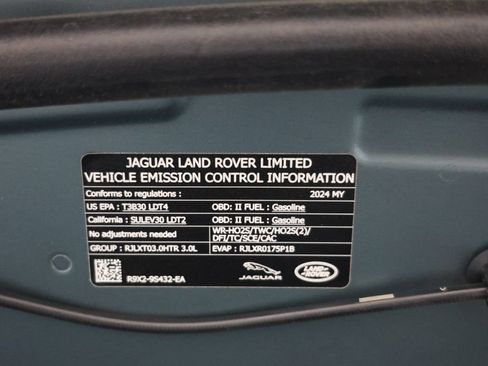 Used 2024 Land Rover Range Rover Sport SE AWD/4WD image 88