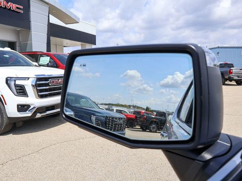 New 2026 GMC Sierra 1500 SLT image 27