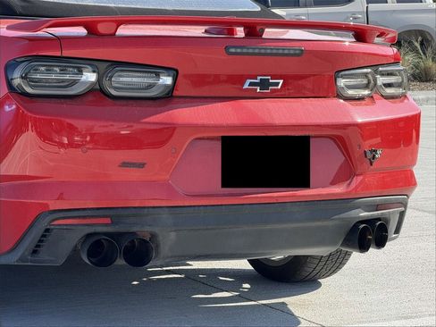 Certified 2021 Chevrolet Camaro LT w/ RS Package image 6