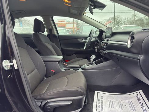 Used 2019 Kia Forte LXS FWD image 22