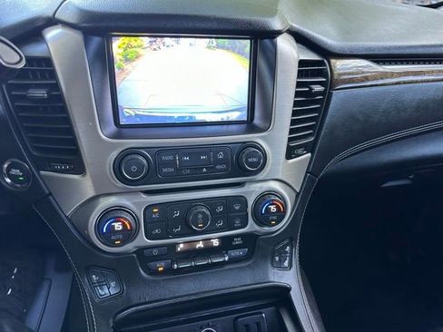 Used 2016 GMC Yukon Denali RWD image 10