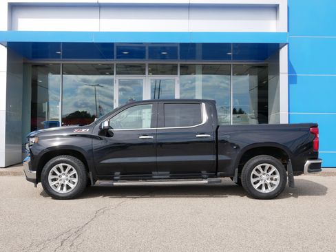 Certified 2022 Chevrolet Silverado 1500 LTZ w/ LTZ Premium Package image 5