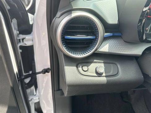 New 2026 Chevrolet Trax LS w/ LS Convenience Package FWD image 18