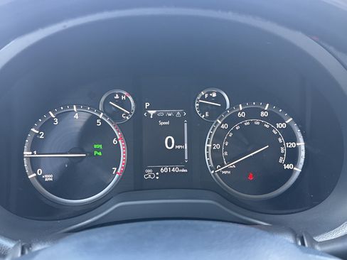Used 2021 Lexus GX 460 Luxury w/ Sport Design Package AWD/4WD image 11