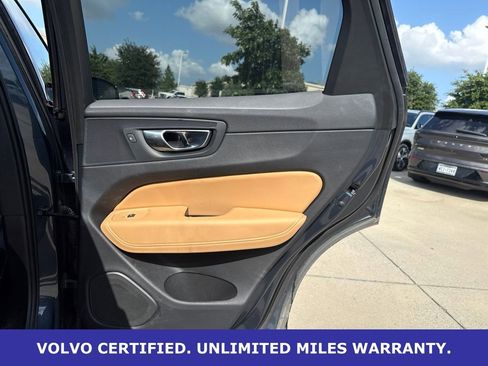 Used 2024 Volvo XC60 T8 Ultimate w/ Protection Package Premier AWD/4WD image 17