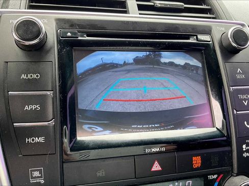 Used 2017 Toyota Camry XSE image 26
