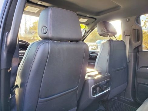 Used 2021 GMC Sierra 1500 AT4 w/ Off-Road Performance Package image 32