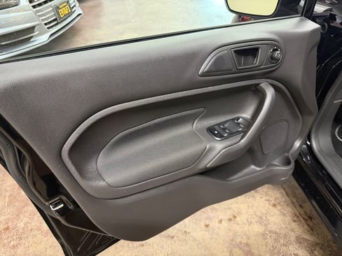 Used 2019 Ford Fiesta SE FWD image 11